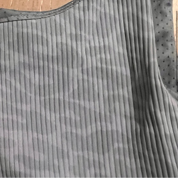 Carbon 38 Leopard Print Crop Top - Picture 2 of 4